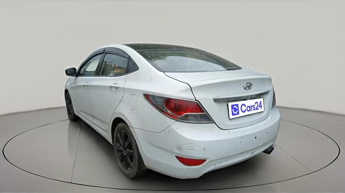 2012 Hyundai Verna FLUIDIC 1.6 CRDI SX, Diesel, Manual, 98,061 km, exterior