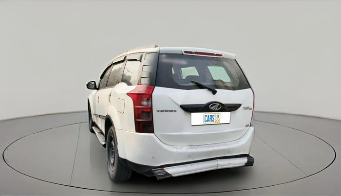 2017 Mahindra XUV500 W6, Diesel, Manual, 76,403 km, exterior