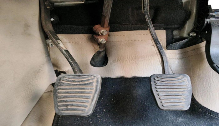 2017 Mahindra XUV500 W6, Diesel, Manual, 76,403 km, interior