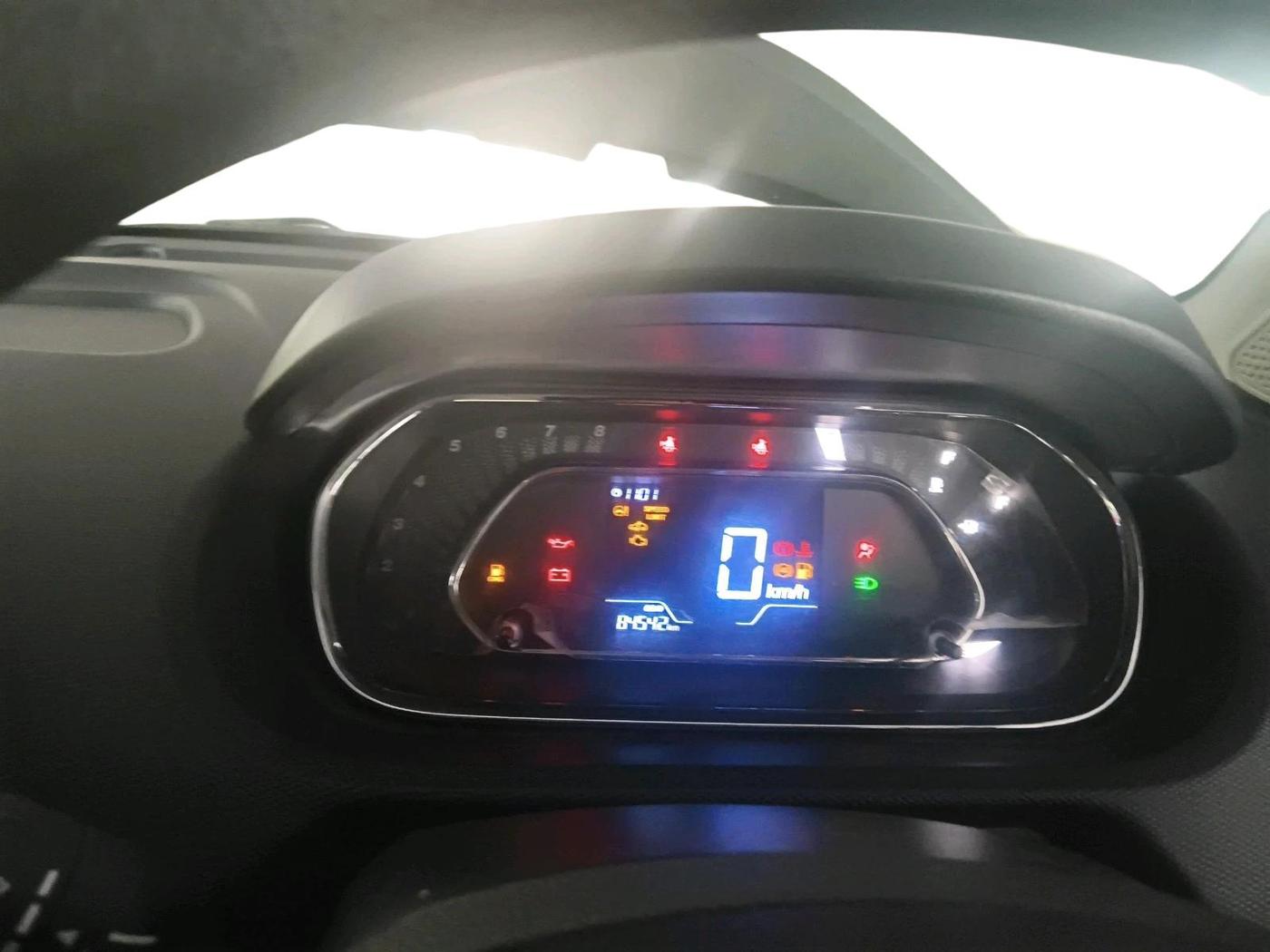 2022 Tata TIGOR XZ PLUS CNG, CNG, Manual, 84,542 km, interior