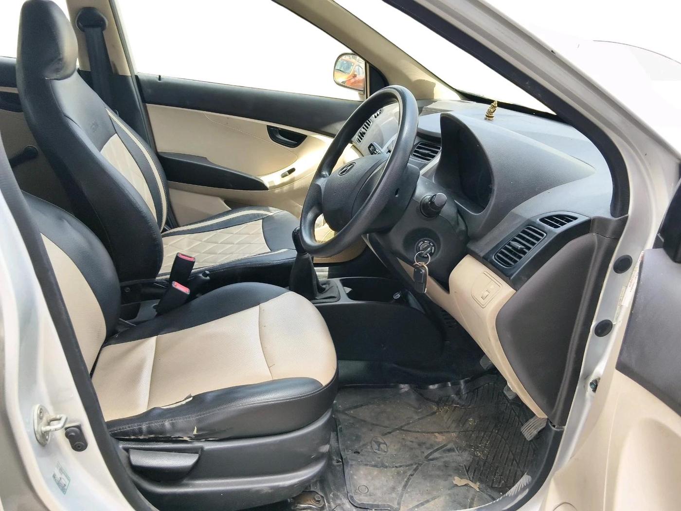 2016 Hyundai Eon ERA +, Petrol, Manual, 95,500 km, interior