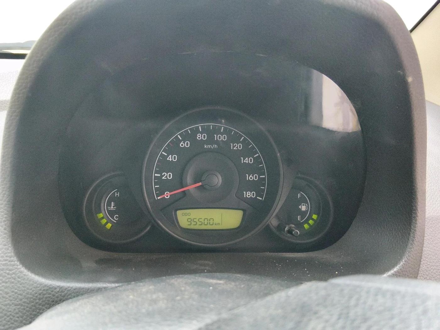 2016 Hyundai Eon ERA +, Petrol, Manual, 95,500 km, interior