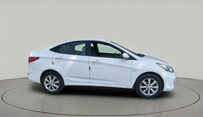 2011 Hyundai Verna FLUIDIC 1.6 VTVT SX, CNG, Manual, 1,31,709 km, exterior