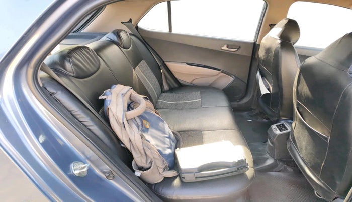 2015 Hyundai Grand i10 SPORTZ 1.2 KAPPA VTVT, Petrol, Manual, 57,199 km, interior