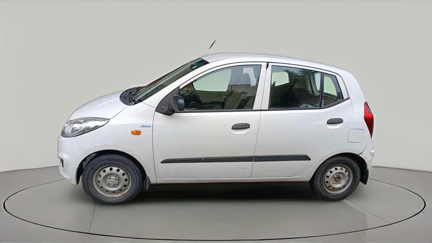 2013 Hyundai i10 MAGNA 1.1, Petrol, Manual, 26,791 km, exterior