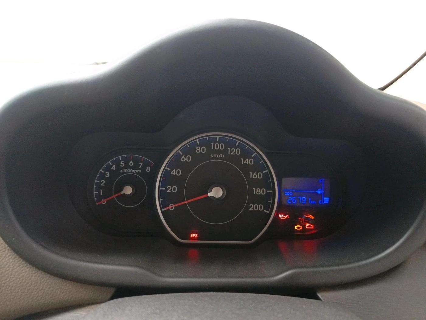 2013 Hyundai i10 MAGNA 1.1, Petrol, Manual, 26,791 km, interior