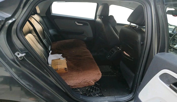 2020 Tata ALTROZ XZ PETROL, Petrol, Manual, 20,680 km, interior