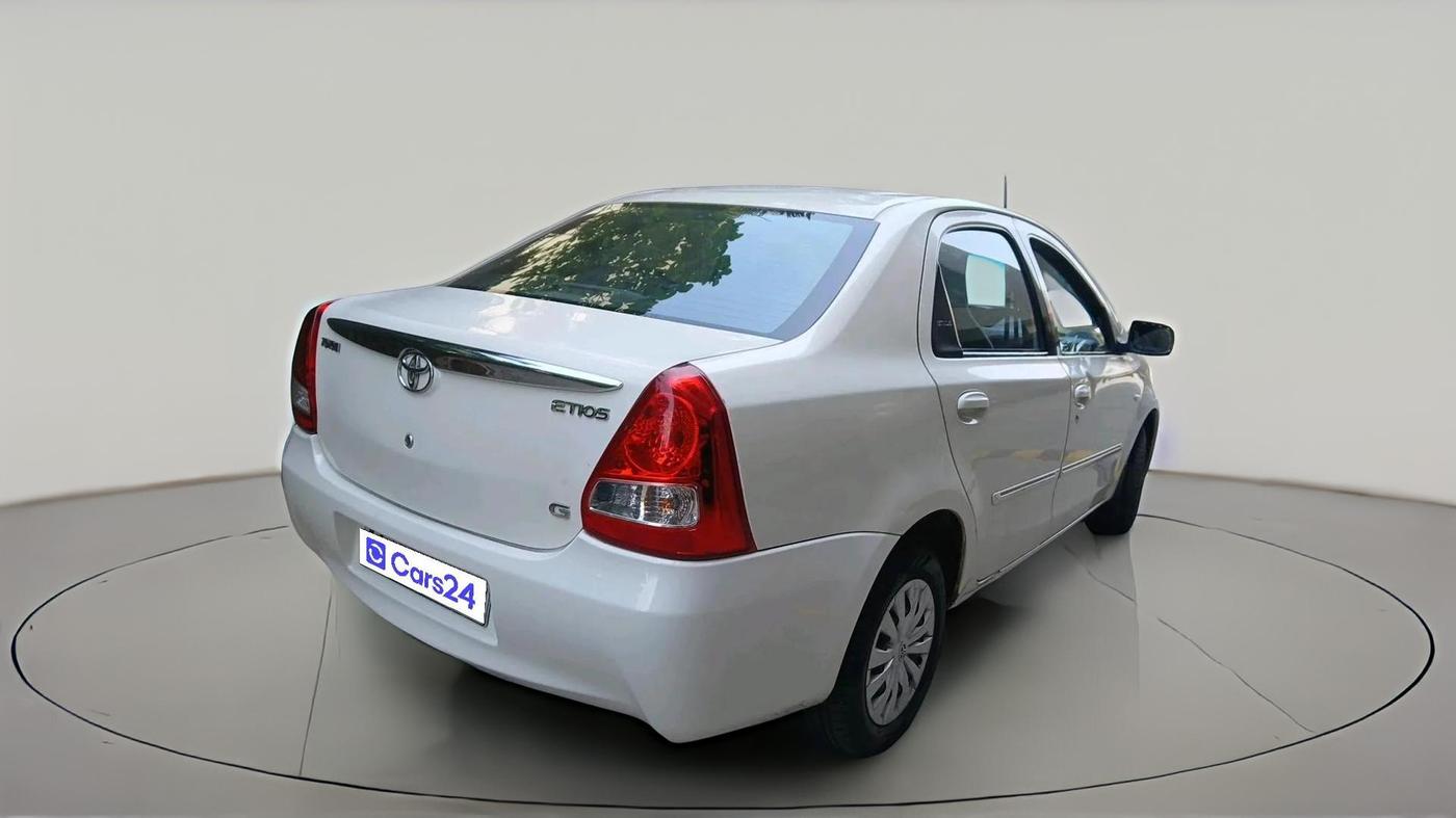 2011 Toyota Etios G, Petrol, Manual, 94,538 km, exterior