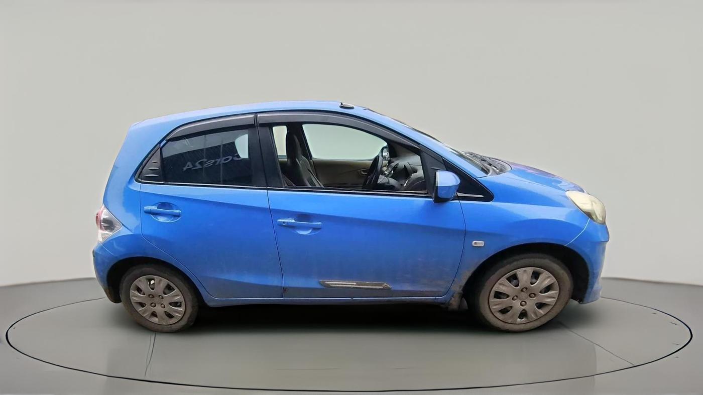 2013 Honda Brio S MT, CNG, Manual, 1,16,022 km, exterior