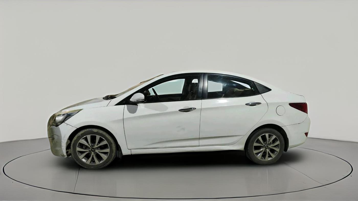 2015 Hyundai Verna FLUIDIC 4S 1.6 VTVT SX, Petrol, Manual, 87,049 km, exterior