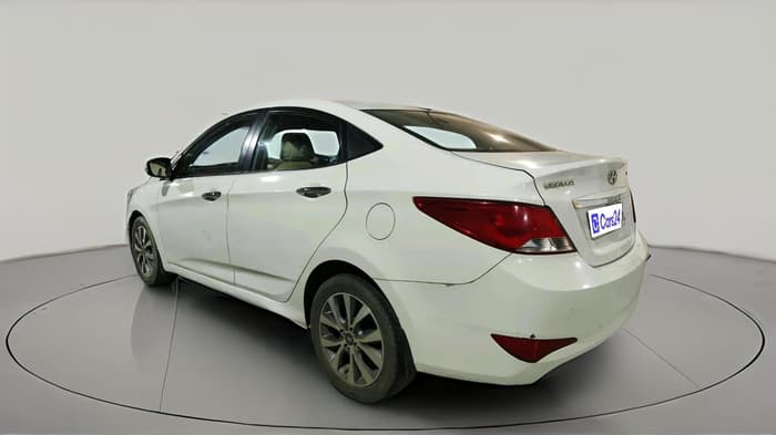 2015 Hyundai Verna FLUIDIC 4S 1.6 VTVT SX, Petrol, Manual, 87,049 km, exterior