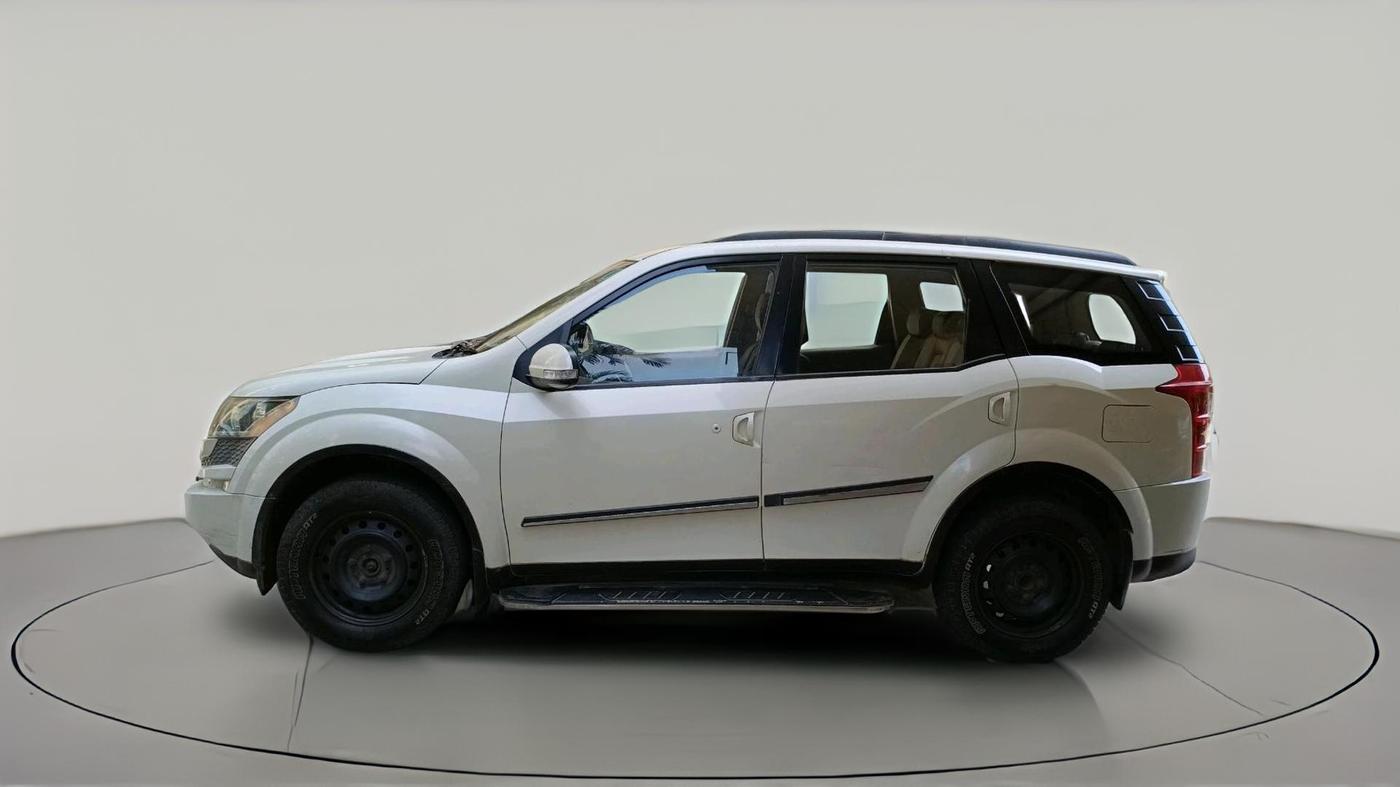 2014 Mahindra XUV500 W6, Diesel, Manual, 1,73,585 km, exterior
