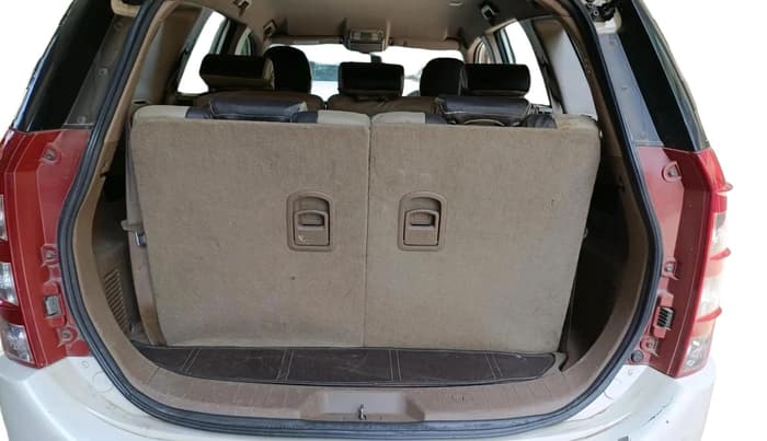 2014 Mahindra XUV500 W6, Diesel, Manual, 1,73,585 km, exterior