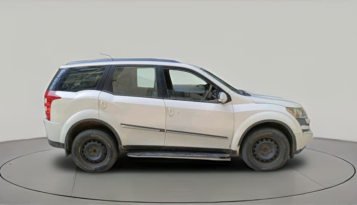2014 Mahindra XUV500 W6, Diesel, Manual, 1,73,585 km, exterior
