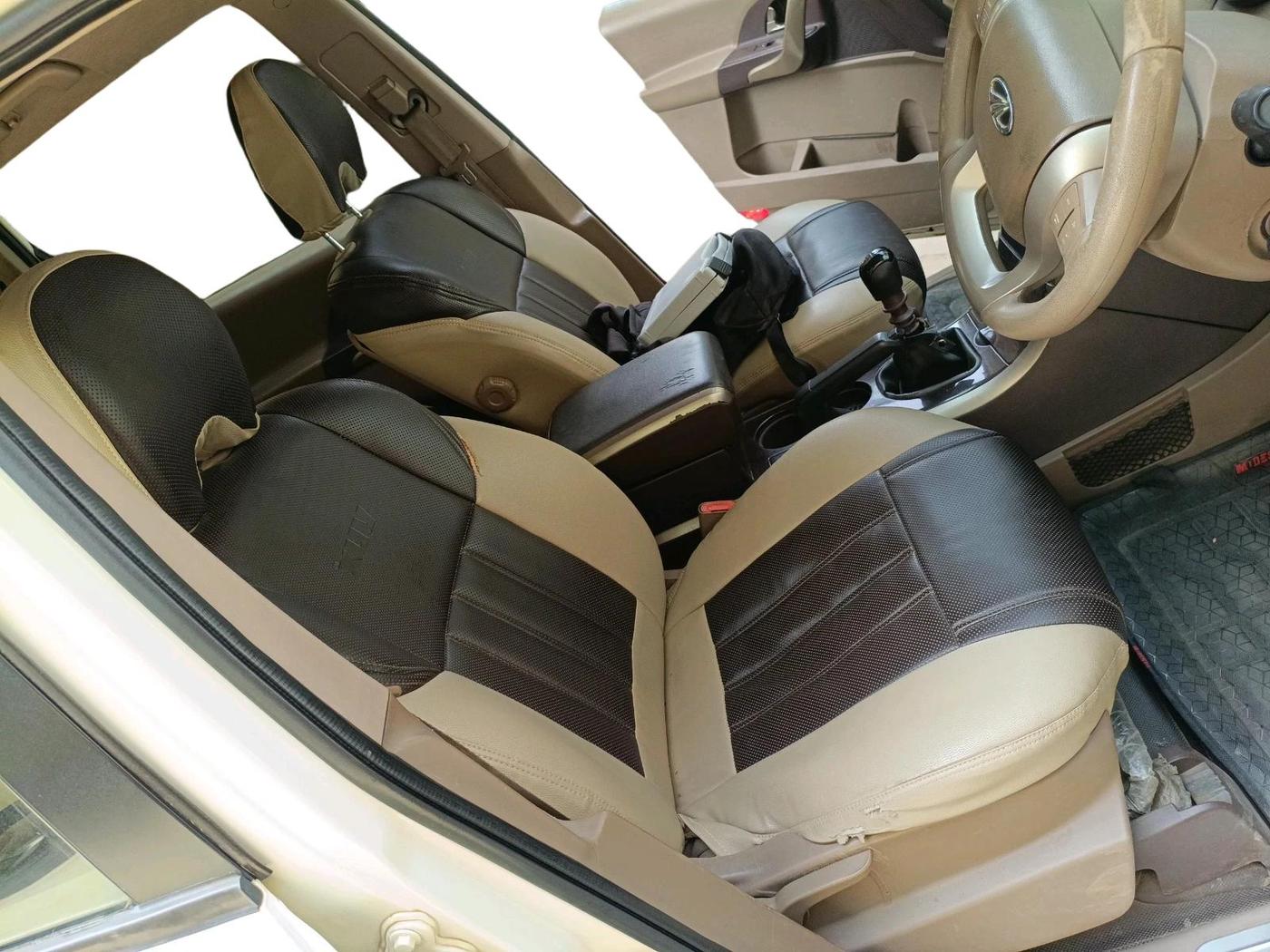 2014 Mahindra XUV500 W6, Diesel, Manual, 1,73,585 km, interior
