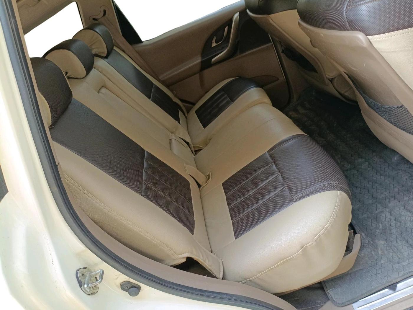 2014 Mahindra XUV500 W6, Diesel, Manual, 1,73,585 km, interior
