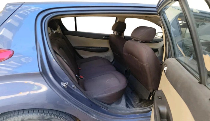 2013 Hyundai i20 SPORTZ 1.2, Petrol, Manual, 69,854 km, interior