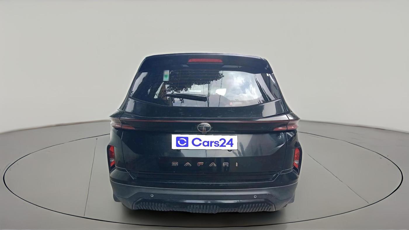 2024 Tata Safari ACCOMPLISHED DARK EDITION AT, Diesel, Automatic, 72,488 km, exterior