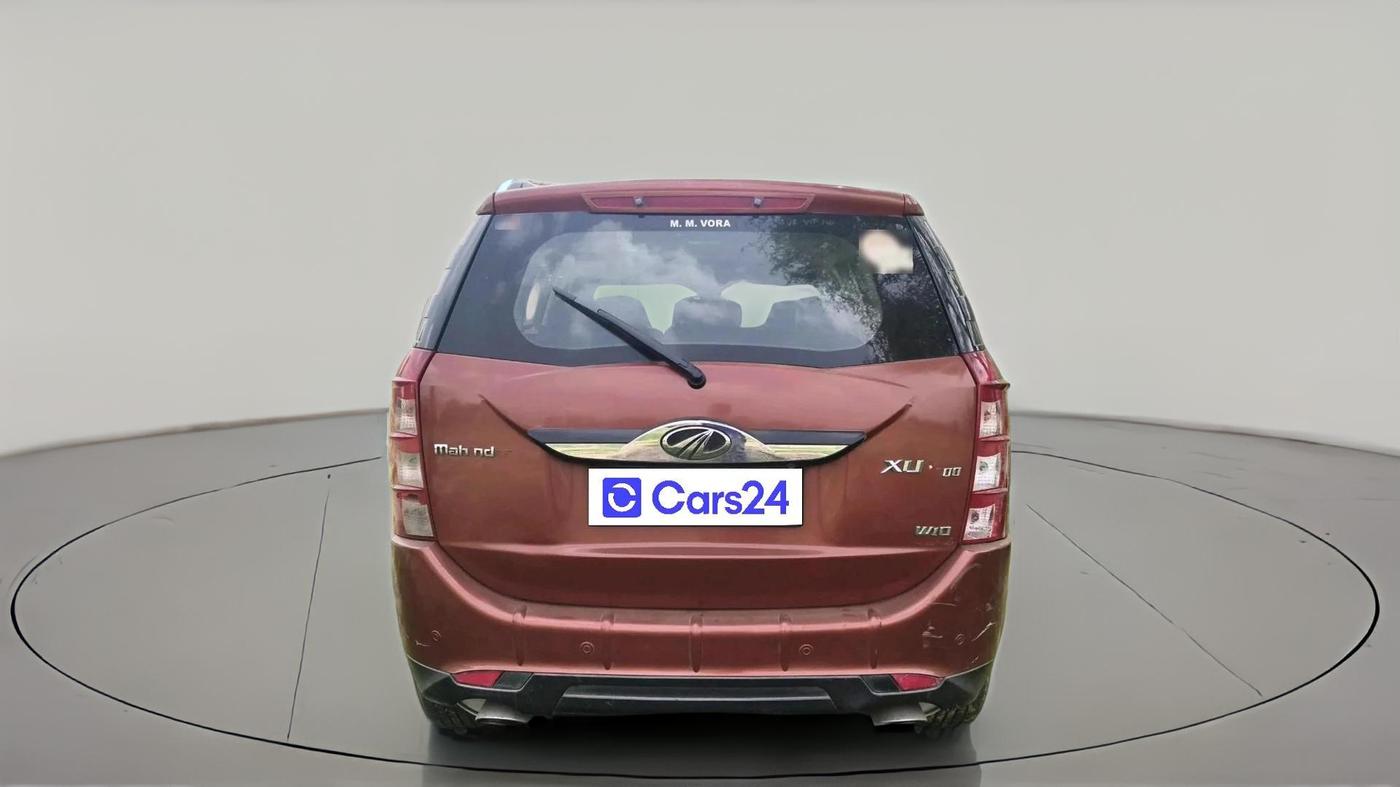 2016 Mahindra XUV500 W10 AT, Diesel, Automatic, 1,50,521 km, exterior
