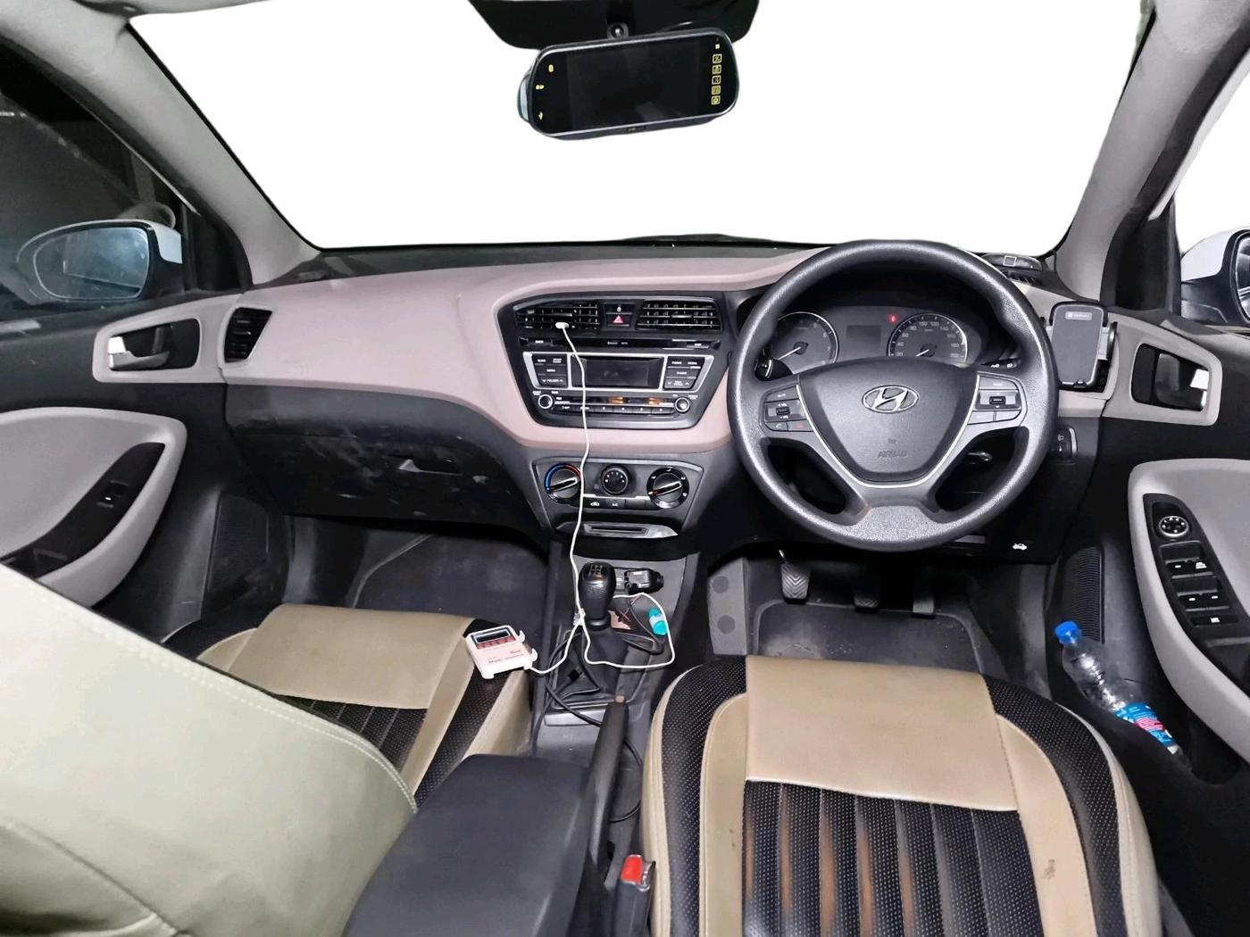 2015 Hyundai Elite i20 MAGNA 1.2, Petrol, Manual, 55,809 km, interior