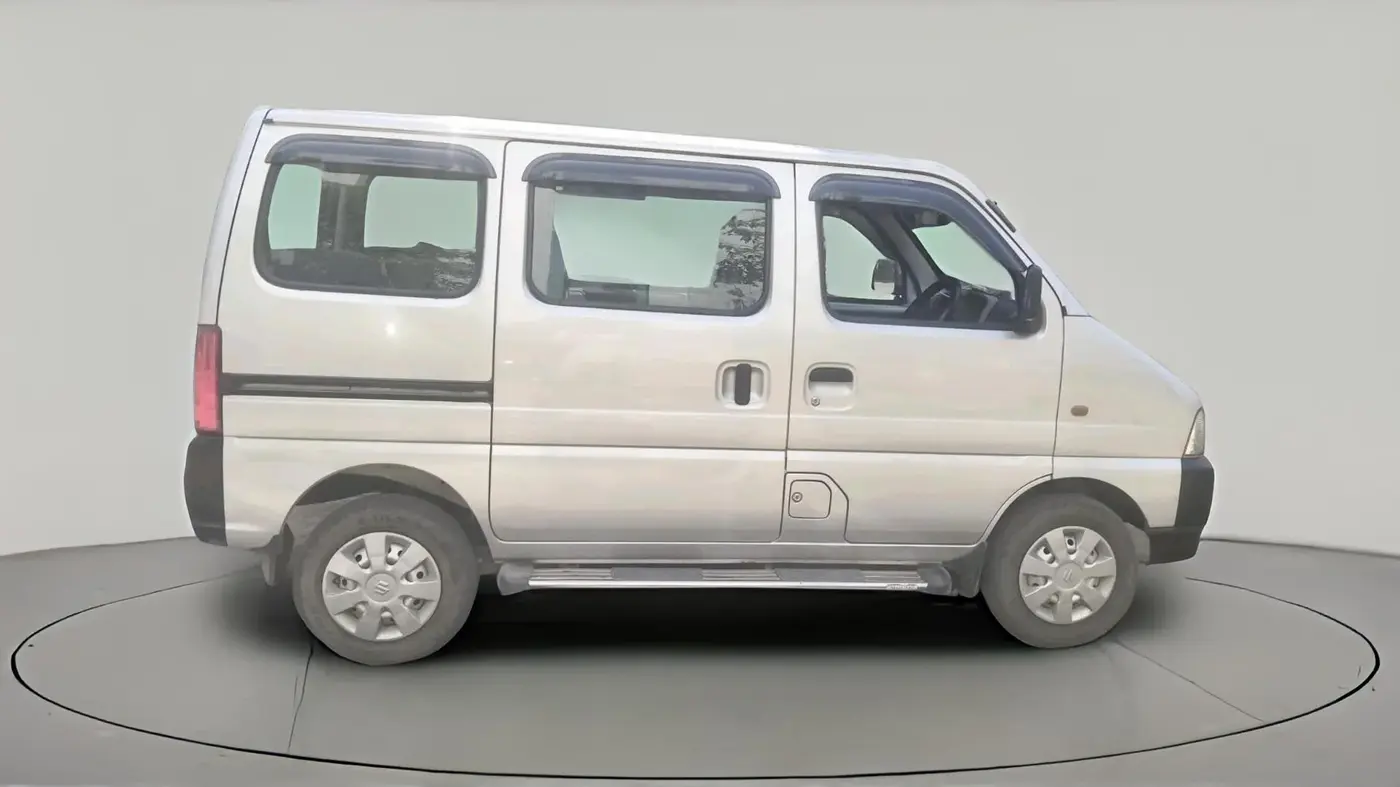 2023 Maruti Eeco 5 STR AC CNG, CNG, Manual, 42,790 km, exterior