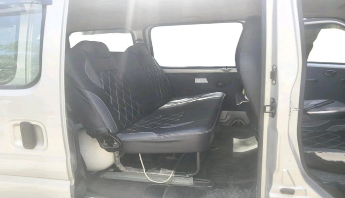 2023 Maruti Eeco 5 STR AC CNG, CNG, Manual, 42,790 km, interior