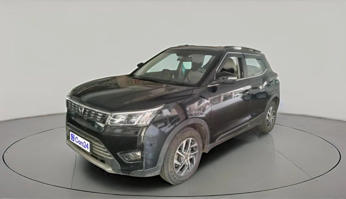 2022 Mahindra XUV300 W8 (O) 1.2 PETROL, Petrol, Manual, 39,651 km, exterior