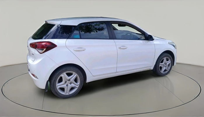 2017 Hyundai Elite i20 ASTA 1.2, CNG, Manual, 64,979 km, exterior