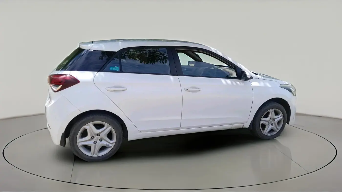 2017 Hyundai Elite i20 ASTA 1.2, CNG, Manual, 64,979 km, exterior