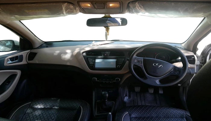 2017 Hyundai Elite i20 ASTA 1.2, CNG, Manual, 64,979 km, interior