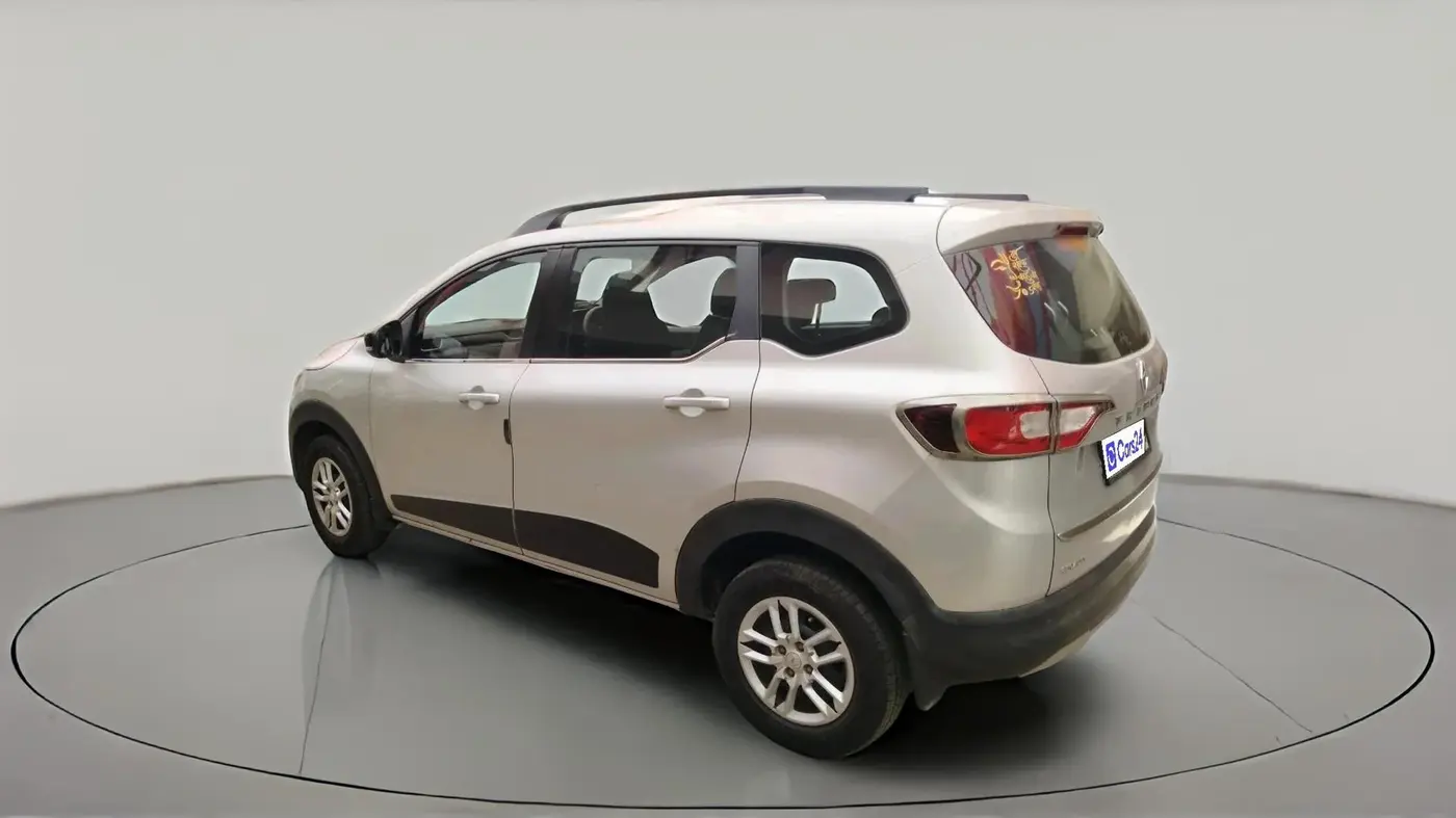 2022 Renault TRIBER RXT, Petrol, Manual, 51,503 km, exterior