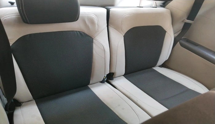 2022 Renault TRIBER RXT, Petrol, Manual, 51,503 km, interior