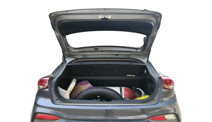 2018 Hyundai Elite i20 SPORTZ 1.2, CNG, Manual, 1,73,729 km, exterior