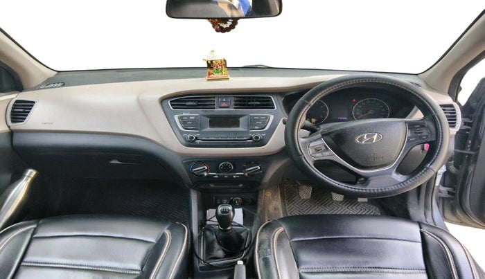 2018 Hyundai Elite i20 SPORTZ 1.2, CNG, Manual, 1,73,729 km, interior