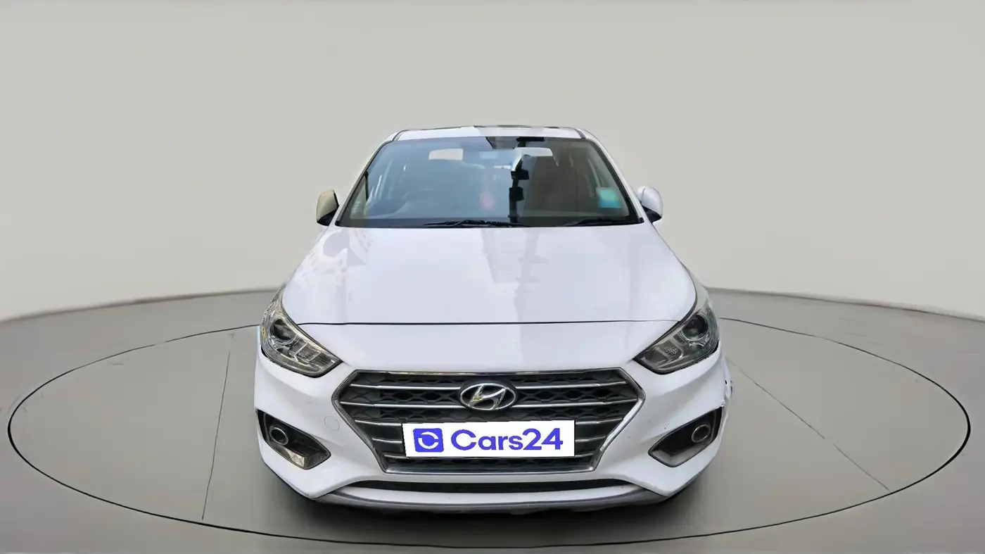 2018 Hyundai Verna 1.6 SX (O) CRDI MT, Diesel, Manual, 1,11,223 km, exterior