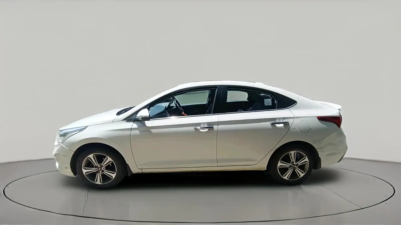 2018 Hyundai Verna 1.6 SX (O) CRDI MT, Diesel, Manual, 1,11,223 km, exterior