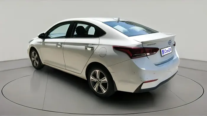 2018 Hyundai Verna 1.6 SX (O) CRDI MT, Diesel, Manual, 1,11,223 km, exterior