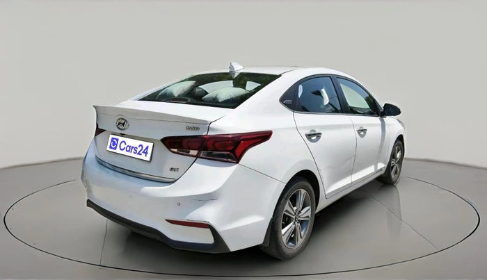 2018 Hyundai Verna 1.6 SX (O) CRDI MT, Diesel, Manual, 1,11,223 km, exterior