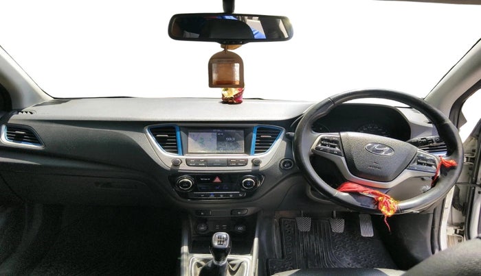 2018 Hyundai Verna 1.6 SX (O) CRDI MT, Diesel, Manual, 1,11,223 km, interior