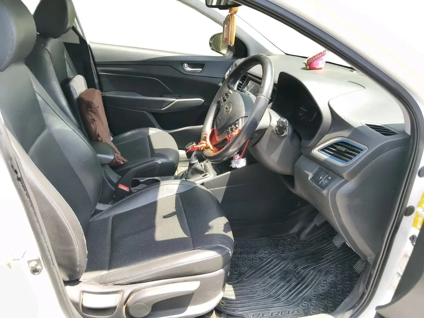 2018 Hyundai Verna 1.6 SX (O) CRDI MT, Diesel, Manual, 1,11,223 km, interior