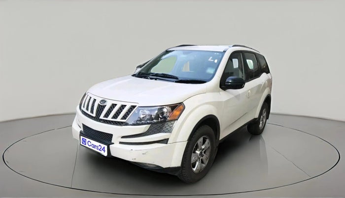 2015 Mahindra XUV500 W8, Diesel, Manual, 90,147 km, exterior
