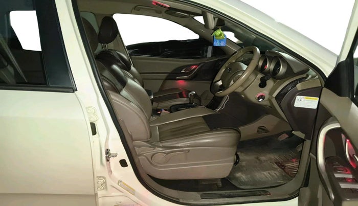 2015 Mahindra XUV500 W8, Diesel, Manual, 90,147 km, interior