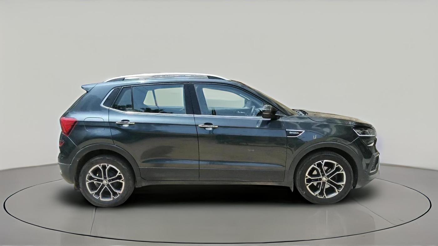 2022 Skoda KUSHAQ STYLE 1.0L TSI MT, Petrol, Manual, 1,53,818 km, exterior