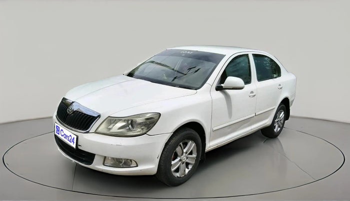2010 Skoda Laura AMBIENTE 2.0 TDI CR MT, Diesel, Manual, 1,30,465 km, exterior