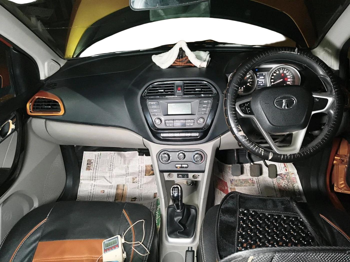 2016 Tata Tiago XZ PETROL, CNG, Manual, 1,20,022 km, interior