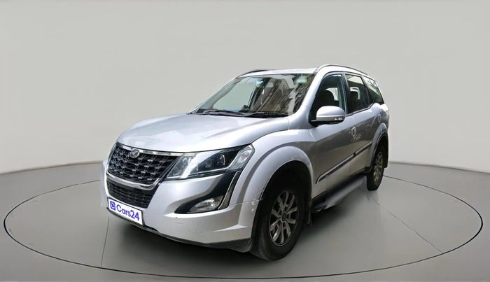 2020 Mahindra XUV500 W9, Diesel, Manual, 1,40,677 km, exterior