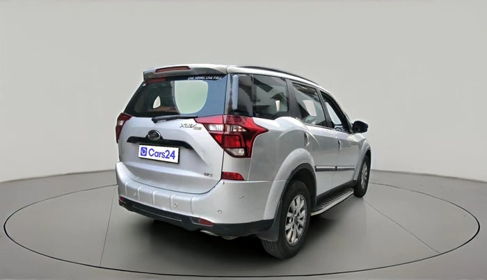 2020 Mahindra XUV500 W9, Diesel, Manual, 1,40,677 km, exterior