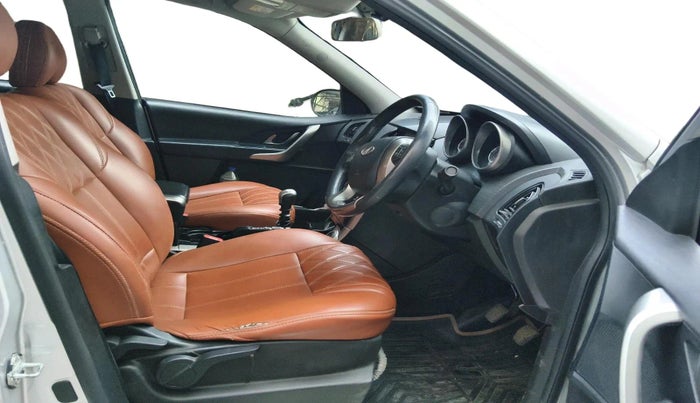 2020 Mahindra XUV500 W9, Diesel, Manual, 1,40,677 km, interior