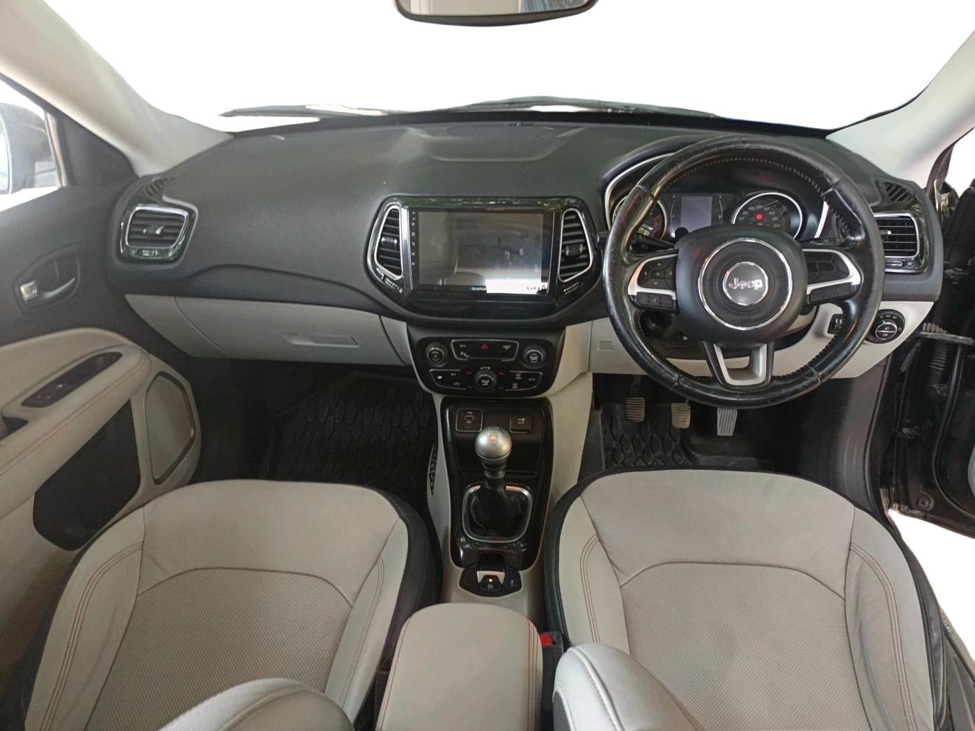 2018 Jeep Compass LIMITED (O) 2.0 DIESEL, Diesel, Manual, 1,25,017 km, interior