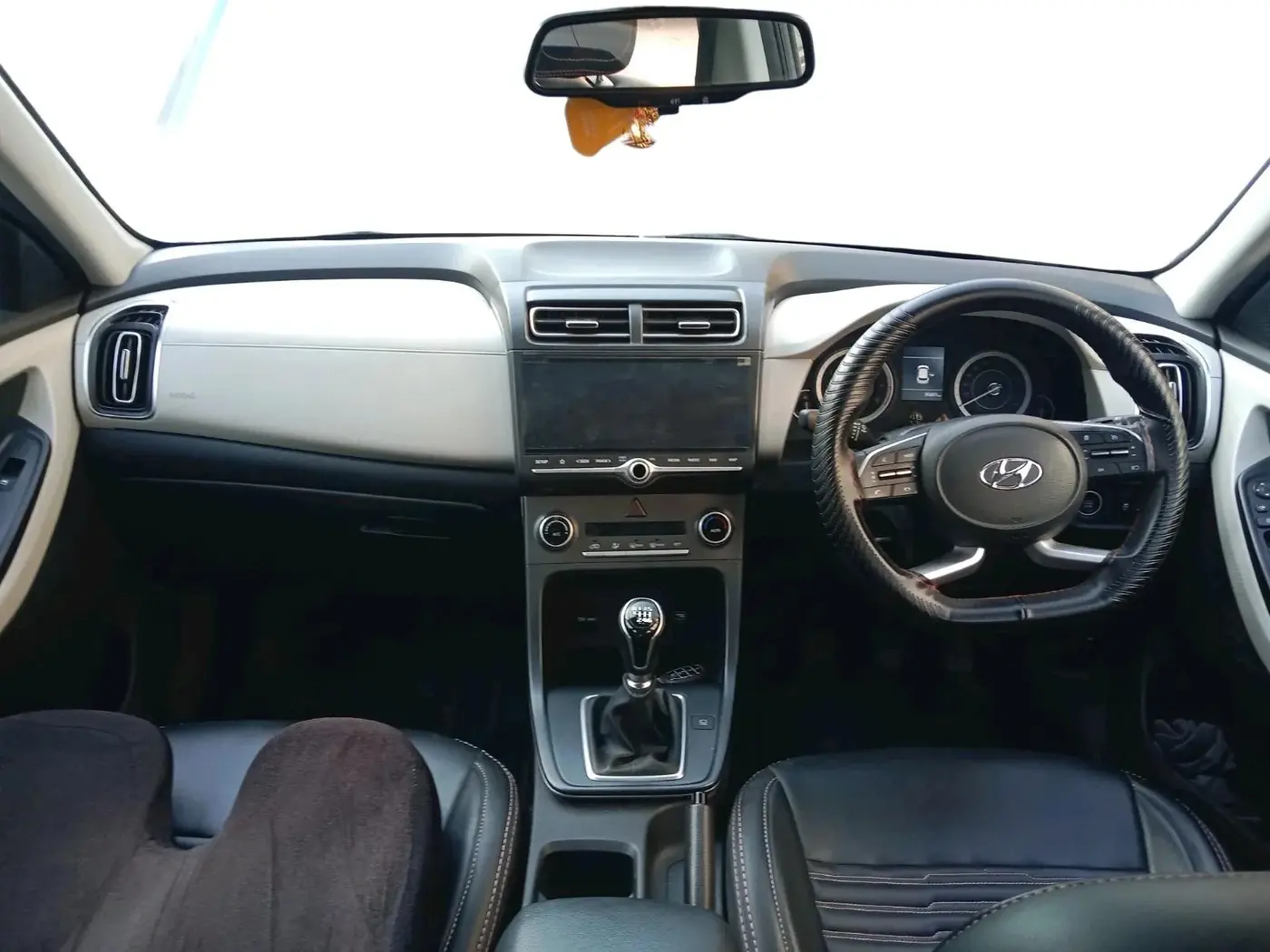 2022 Hyundai Creta SX 1.5 PETROL, Petrol, Manual, 35,803 km, interior